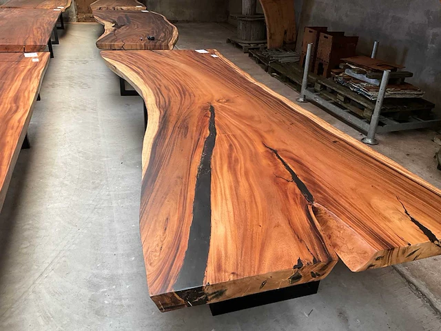 Suar eetkamertafel 320x100x9cm - afbeelding 2 van  3