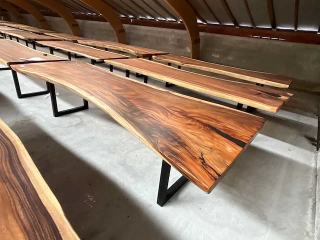 Suar eetkamertafel 325cmx120x9cm - afbeelding 2 van  3