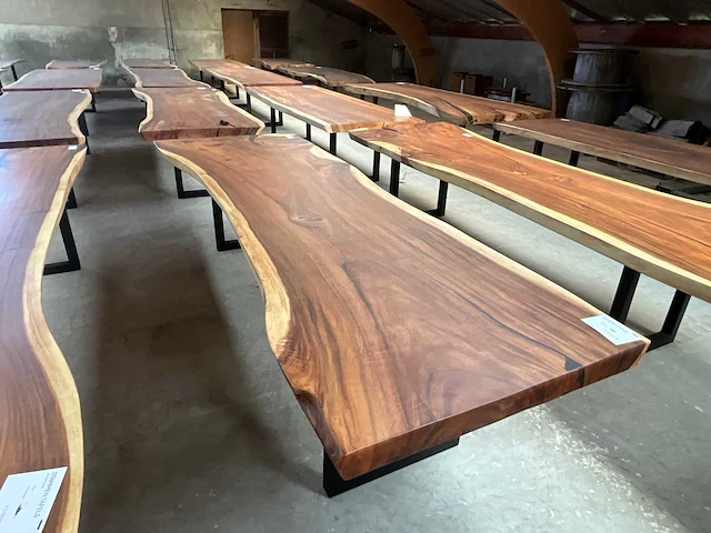 Suar eetkamertafel 330x90x9cm - afbeelding 1 van  3