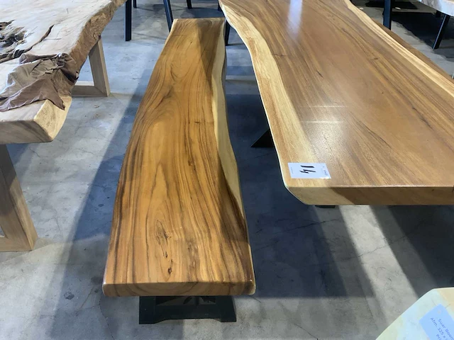Suar houten 3 delige boomstamblad tafel set - afbeelding 4 van  5