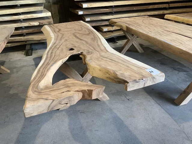 Suar houten boomstamblad tafel - afbeelding 2 van  6