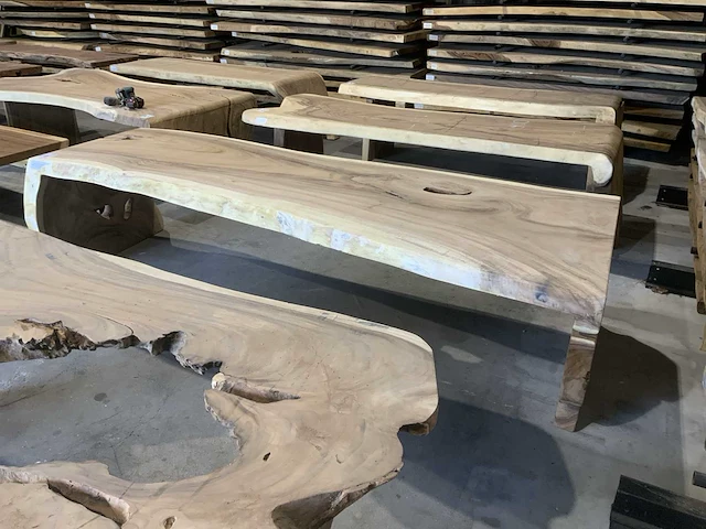 Suar houten boomstamblad tafel - afbeelding 2 van  7