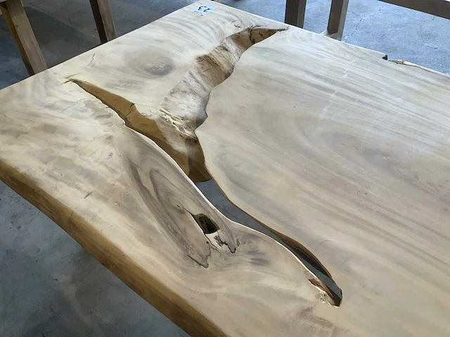 Suar houten boomstamblad tafel - afbeelding 5 van  6