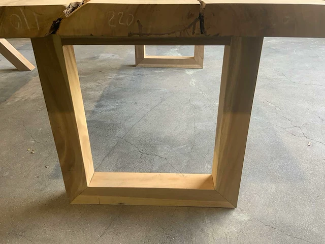 Suar houten boomstamblad tafel - afbeelding 5 van  6