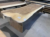 Suar houten boomstamblad tafel