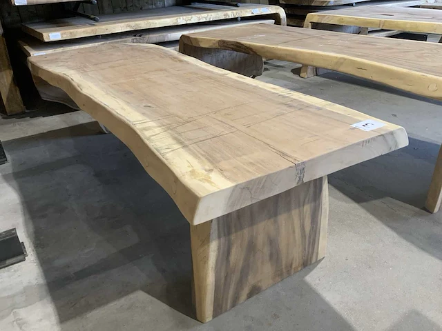 Suar houten boomstamblad tafel - afbeelding 3 van  7