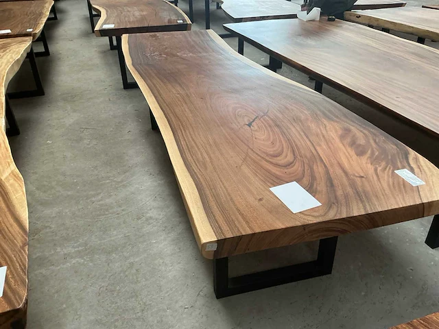 Suar tafel 6,5x90x280cm - afbeelding 1 van  4
