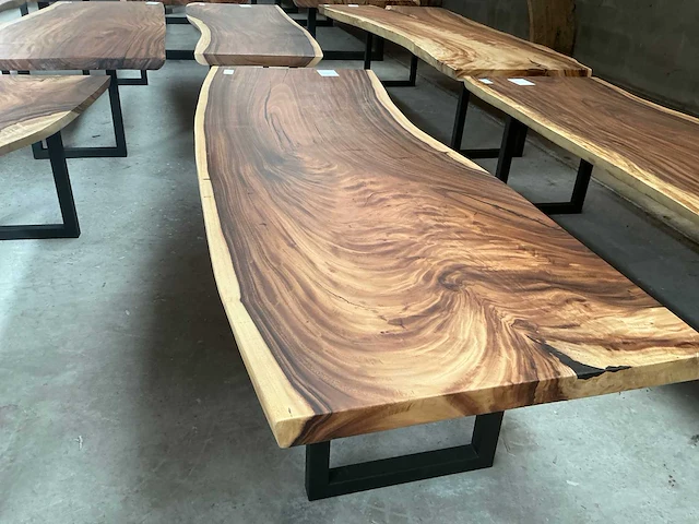 Suar tafel 7,5x95x285cm - afbeelding 1 van  3