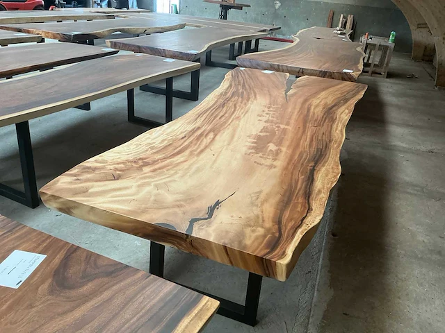 Suar tafel 9x120x320cm - afbeelding 1 van  3