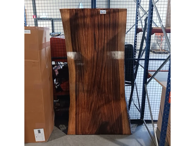 Suar walnut solid wood table epoxy, 2025 - afbeelding 1 van  7