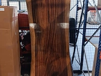 Suar walnut solid wood table epoxy, 2025 - afbeelding 1 van  7
