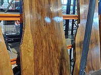 Suar walnut wood eettafel buiten/binnen epoxy 240x100 cm, sanderz, 2025 - afbeelding 1 van  1