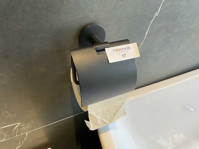 Sub 156 toiletaccessoires - afbeelding 2 van  6