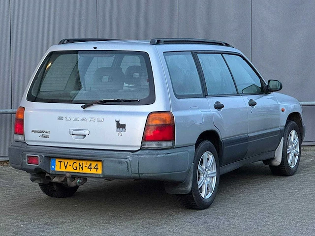 Subaru - 1998 - forester - 2.0 awd - tv-gn-44 - afbeelding 9 van  14