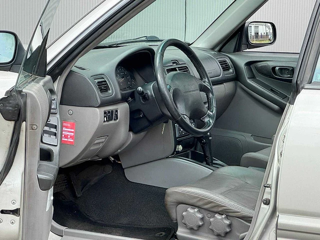 Subaru - 1999 - forester - 2.0 awd s-turbo bas. - xv-hx-45 - afbeelding 21 van  23