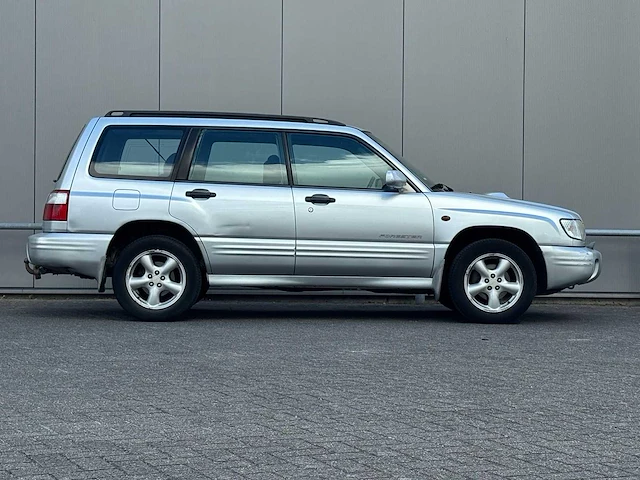 Subaru - 2001 - forester - 2.0 awd xt - 28-hb-rb - afbeelding 7 van  13