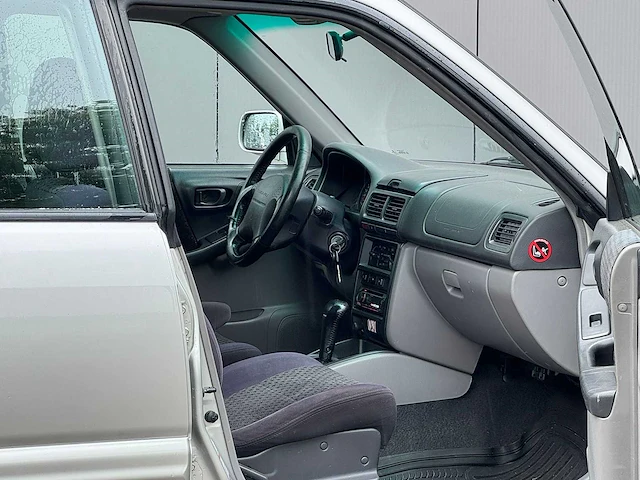 Subaru - 2002 - forester - 2.0 awd s-turbo bas. - 94-hv-gk - afbeelding 4 van  13