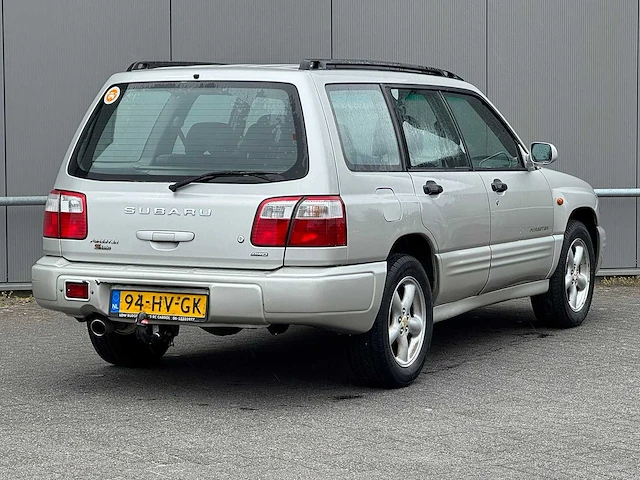 Subaru - 2002 - forester - 2.0 awd s-turbo bas. - 94-hv-gk - afbeelding 8 van  13