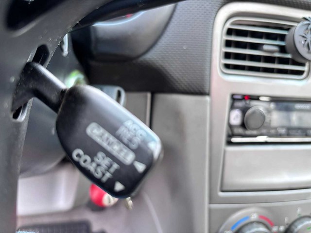 Subaru - 2004 - forester - 2.0 awd x - 10-pd-pj - afbeelding 3 van  15