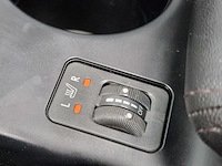 Subaru - 2004 - legacy touring wagon - 2.5i - 66-pj-vr - afbeelding 13 van  28