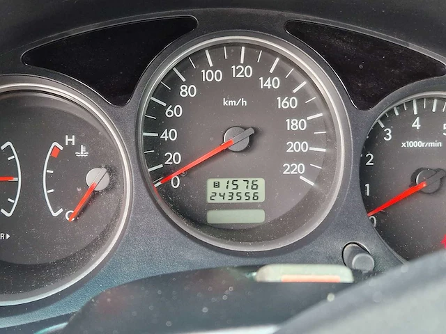 Subaru - 2005 - forester - 2.0 awd x - 97-rg-fn - afbeelding 13 van  23