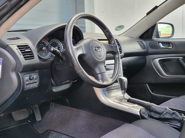 Subaru - 2005 - outback - 2.5i - 71-rg-rh - afbeelding 2 van  24