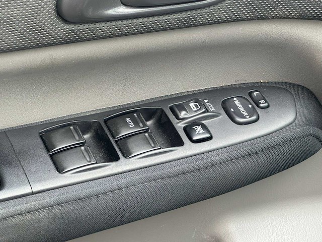 Subaru - 2006 - forester - 2.0 x comfort pack - 40-sn-ld - afbeelding 10 van  19