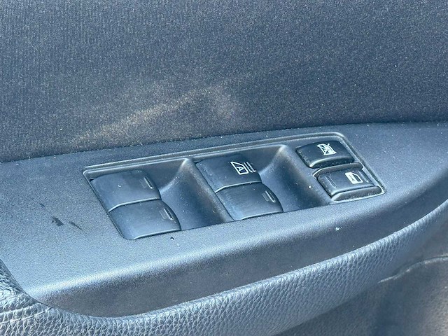 Subaru - 2011 - legacy touring wagon - 2.0i luxury - 1ste eigenaar - my-72-zh - afbeelding 8 van  19