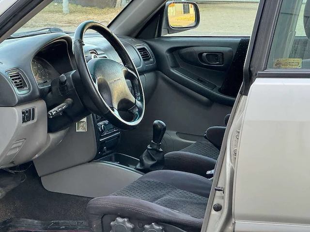 Subaru - forester - 2.0 awd s-turbo bas. - 2000 - 66-fl-hp - afbeelding 3 van  13