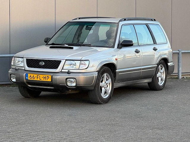 Subaru - forester - 2.0 awd s-turbo bas. - 2000 - 66-fl-hp - afbeelding 1 van  13