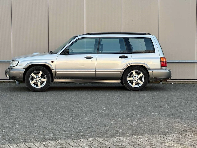 Subaru - forester - 2.0 awd s-turbo bas. - 2000 - 66-fl-hp - afbeelding 6 van  13