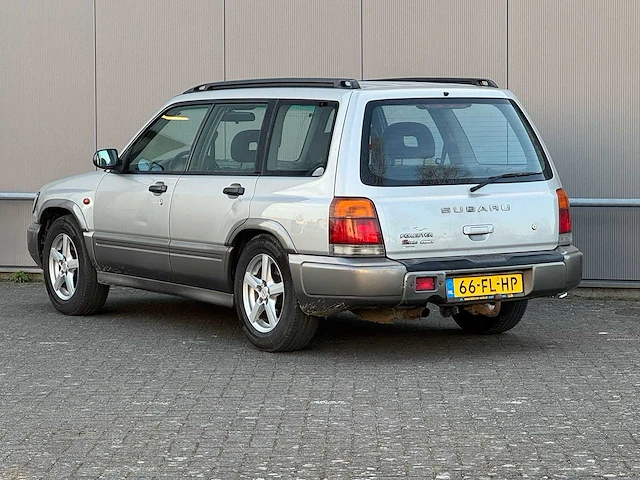 Subaru - forester - 2.0 awd s-turbo bas. - 2000 - 66-fl-hp - afbeelding 7 van  13