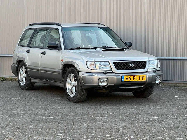 Subaru - forester - 2.0 awd s-turbo bas. - 2000 - 66-fl-hp - afbeelding 8 van  13