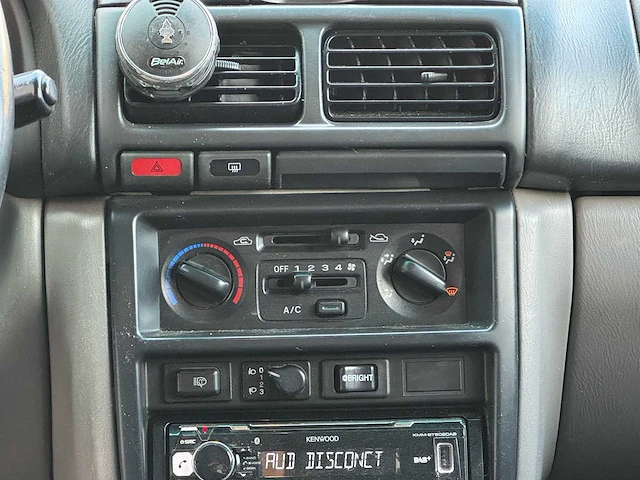 Subaru - forester - 2.0 awd s-turbo bas. - 2000 - 66-fl-hp - afbeelding 12 van  13