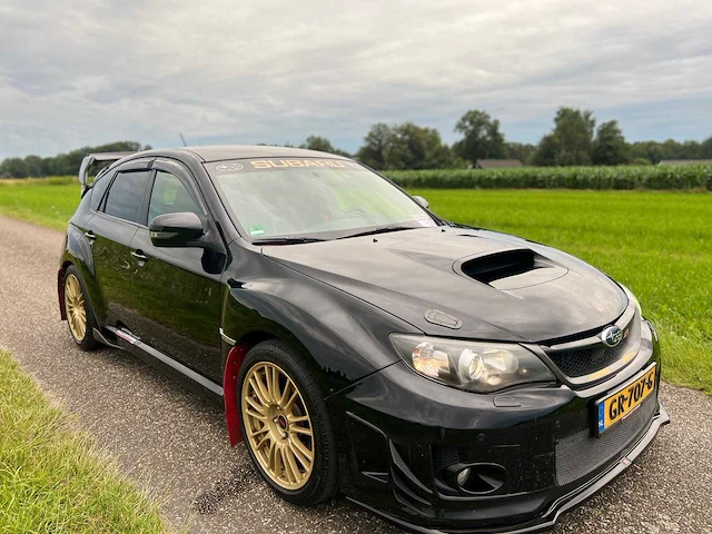 Subaru - impreza - 2.5 wrx sti - 300pk - gr-707-g - 2011 - afbeelding 14 van  16