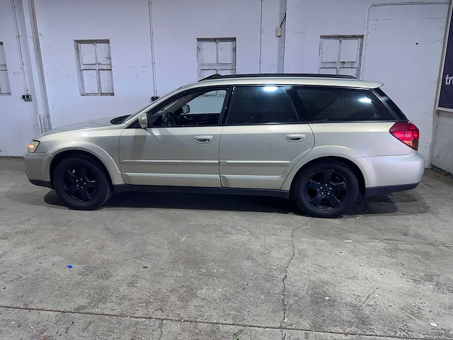 Subaru - legacy - 2.5i - lt papers- 2005 - afbeelding 12 van  23