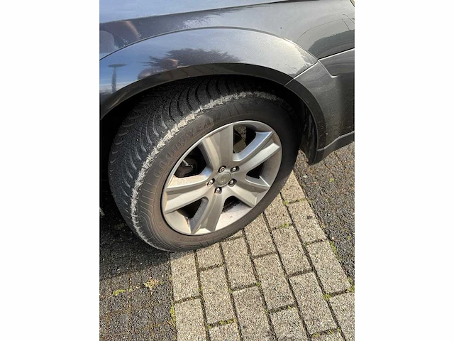 Subaru - outback - 2.5i exclusive ed. - personenauto - afbeelding 15 van  25