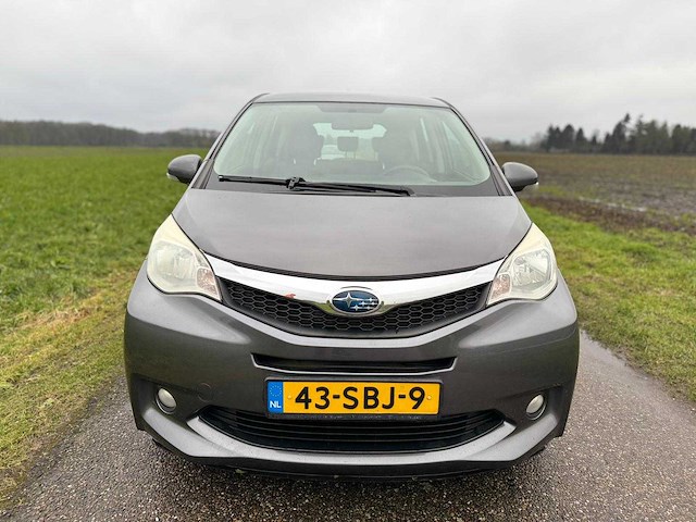 Subaru - trezia - 1.4d luxury - 43-sbj-9 - 2011 - afbeelding 10 van  11