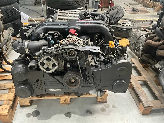 Subaru 2.0l turbo automatic ej20t automotor - afbeelding 2 van  6
