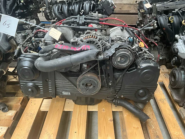 Subaru 2.5l ej25 automotor - afbeelding 1 van  6