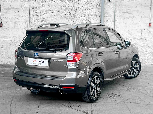 Subaru forester 2.0 luxury 150pk 2017, l-610-xl - afbeelding 3 van  34