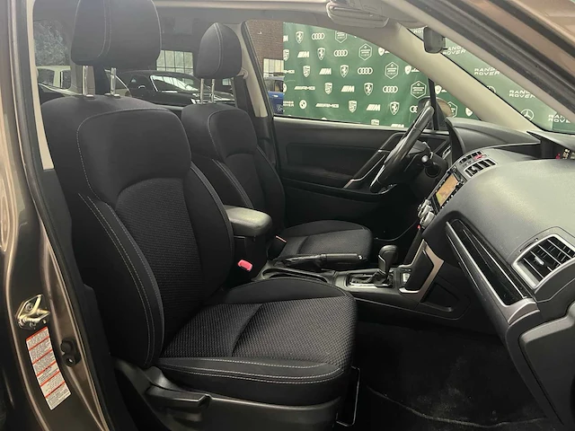 Subaru forester 2.0 luxury 150pk 2017, l-610-xl - afbeelding 25 van  34
