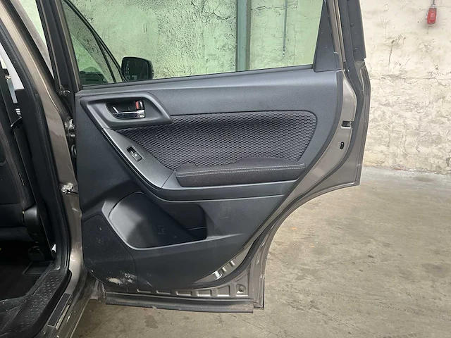 Subaru forester 2.0 luxury 150pk 2017, l-610-xl - afbeelding 21 van  34