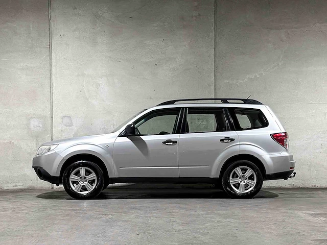 Subaru forester 2.0 x comfort 150pk 2011, 01-nxb-9 - afbeelding 7 van  38