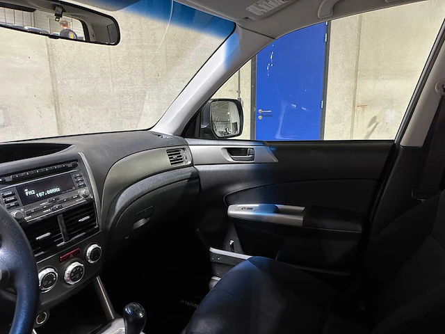 Subaru forester 2.0 x comfort 150pk 2011, 01-nxb-9 - afbeelding 11 van  38