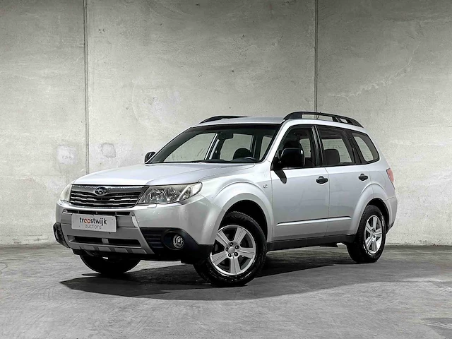 Subaru forester 2.0 x comfort 150pk 2011, 01-nxb-9 - afbeelding 1 van  38