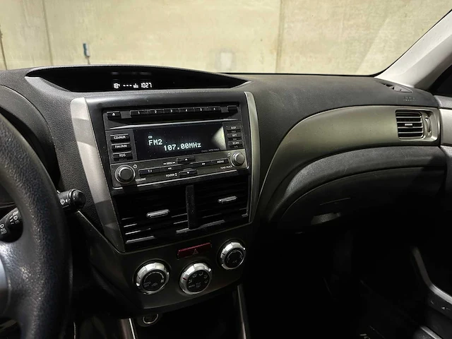Subaru forester 2.0 x comfort 150pk 2011, 01-nxb-9 - afbeelding 19 van  38