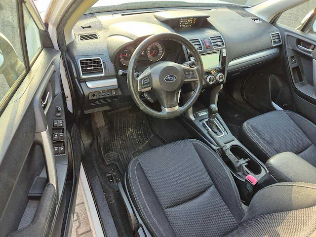 Subaru forester 2.0d comfort 2015 | hd-472-p - afbeelding 9 van  23