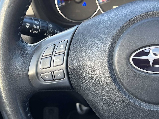 Subaru forester 2.0d premium 2009 | 42-hsk-7 - afbeelding 11 van  40