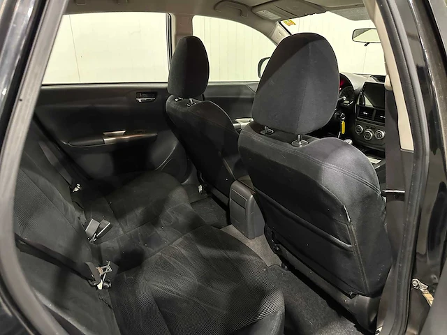 Subaru impreza 1.5r luxury awd 26-zg-pj - afbeelding 4 van  23
